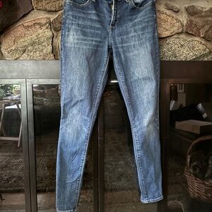Lucky Brand